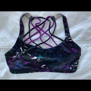 Lululemon Size 4 Sports Bra